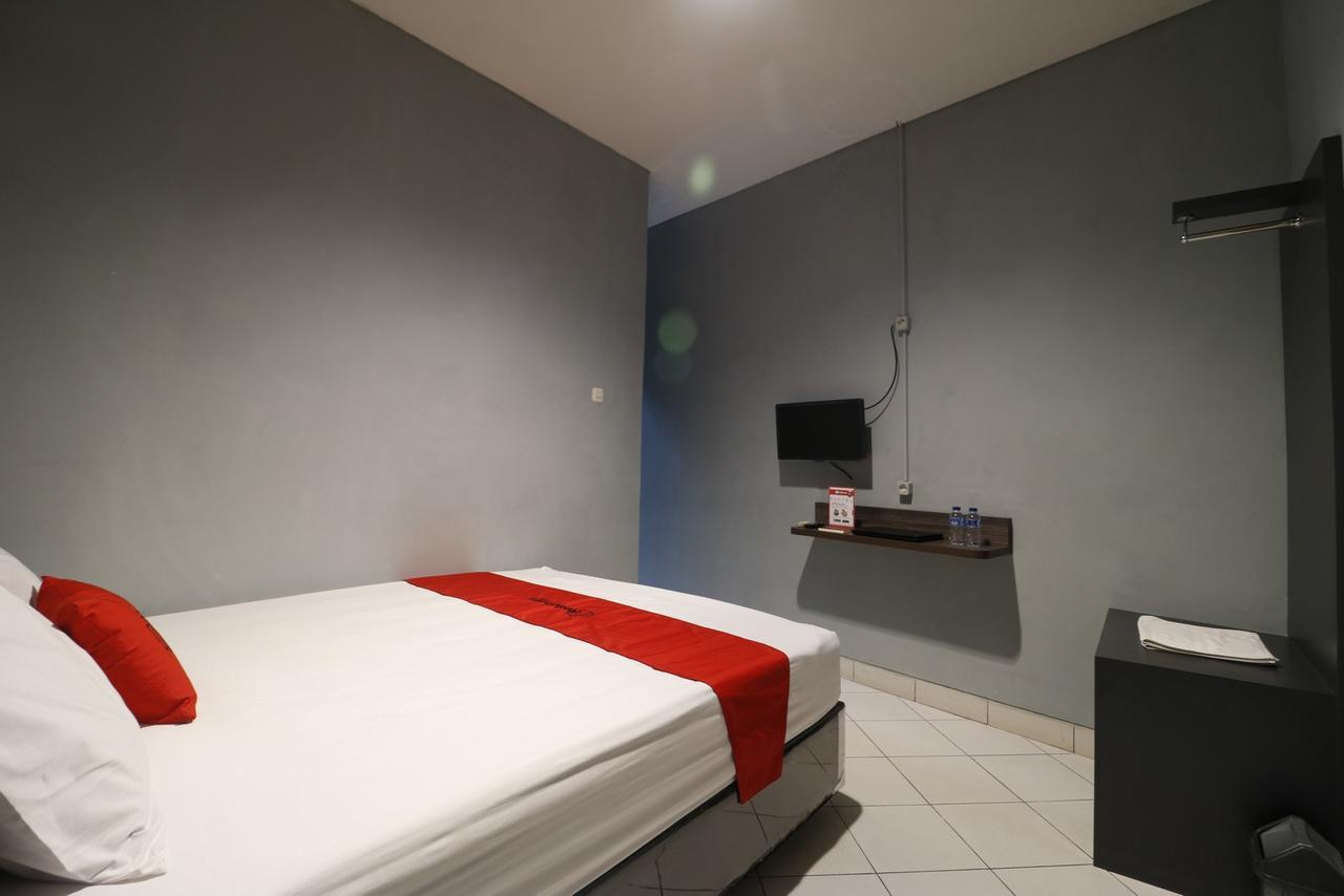 Reddoorz Plus Near Rs Harapan Kita Jakarta Exteriér fotografie